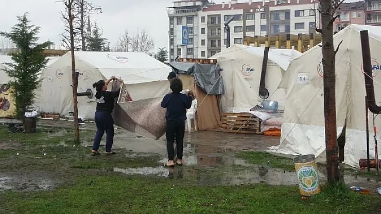 Malatya'da sağanak yağış!