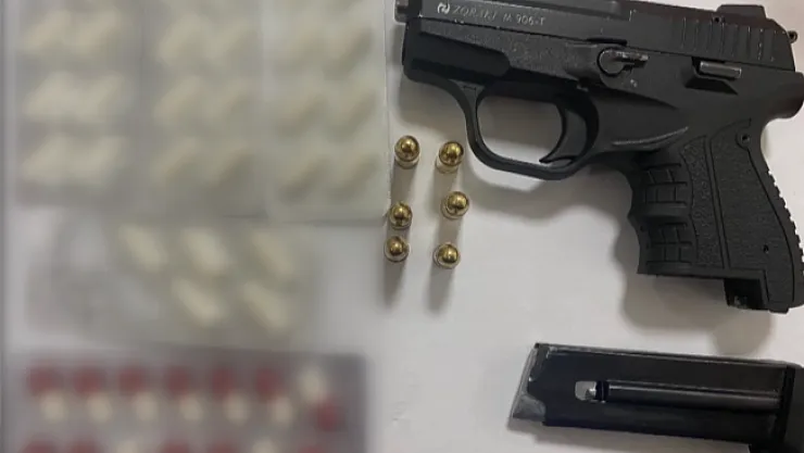 Silah ve uyuşturucu madde ele geçirildi