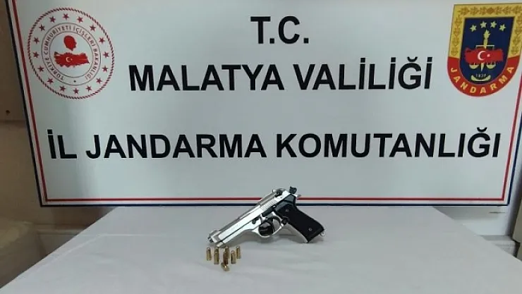 Çadır istemeye gitti, üzerinden ruhsatsız silah çıktı