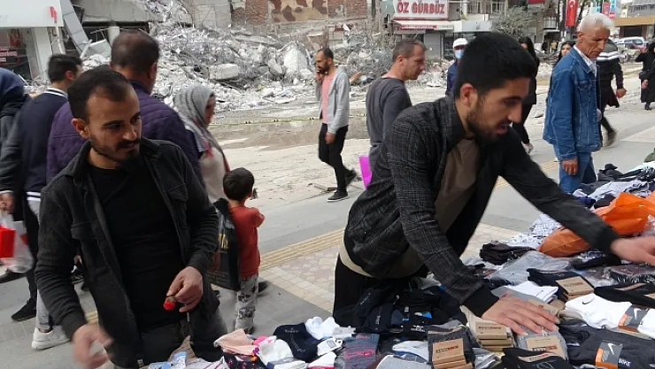 Deprem bölgesi Malatya'da bayram hareketliliği