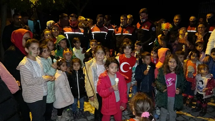 Yunus timleri çocuklara moral oldu