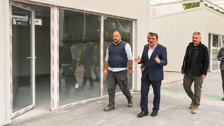 338 adet geçici prefabrik iş yerleri inşa ediliyor