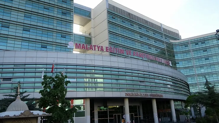 Deprem sürecinde 560 bin kişiye sağlık hizmeti verildi