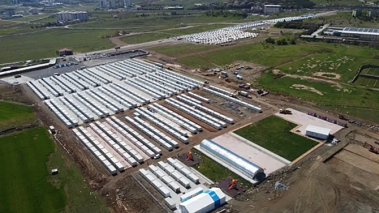 Konteyner kentlerin kurulumu sürüyor