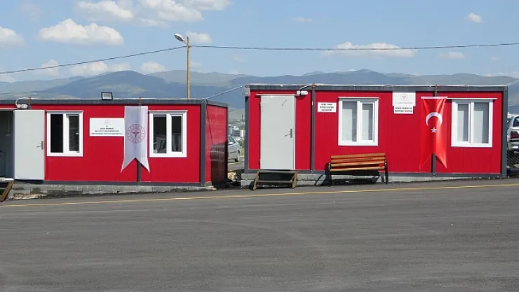 Sağlık hizmetleri aralıksız sürüyor