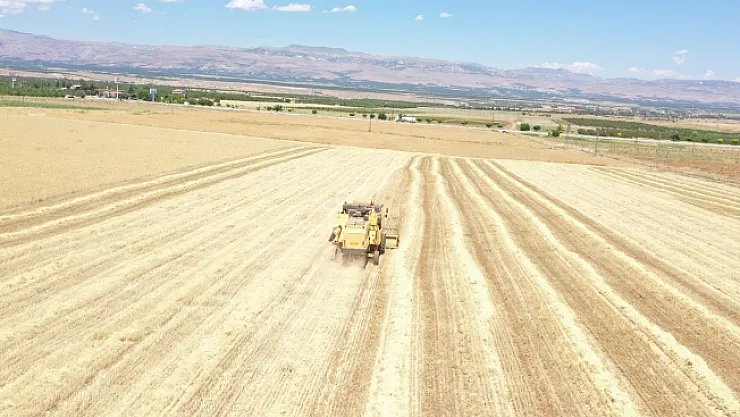 Yeşilyurt Belediyesi'nden depremzede üreticilere destek