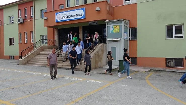 YKS'nın ikinci oturumu AYT sona erdi