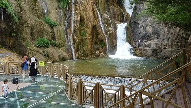 Günpınar Şelalesi'ne ziyaretçi akını