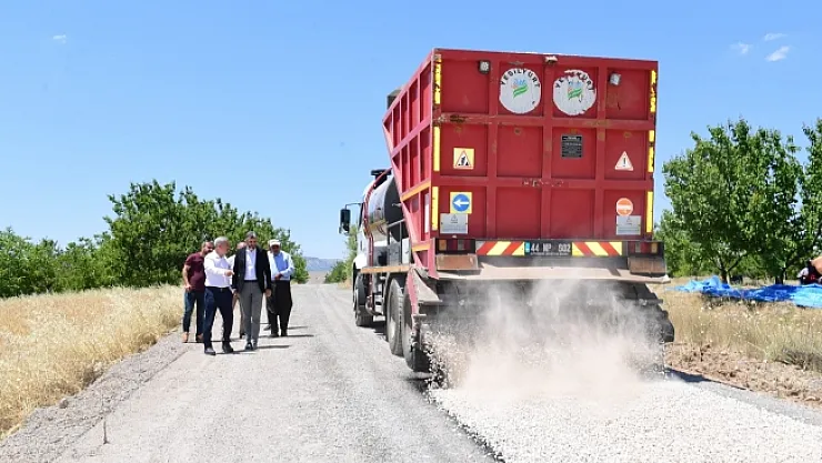Kırsal bölgelerin ulaşım ağı akıcı ve konforlu hale geliyor