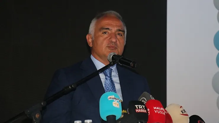 Bakan Ersoy: 'Malatya ayağa kalkana kadar buradayız'