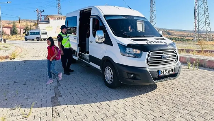 Jandarmadan okul servisi denetimi