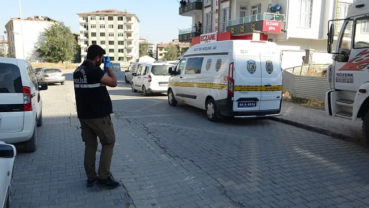 Tartıştığı kardeşini silahla yaraladı!