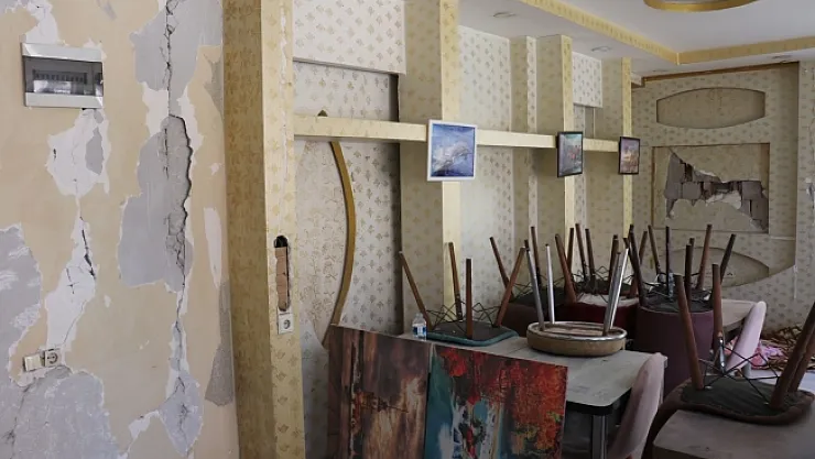 Ağır hasarlı binaya hasarsız raporu verildiği iddia edildi