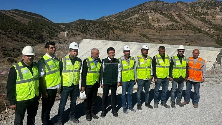 Bakan Yumaklı, Yoncalı Barajı'nda incelemelerde bulundu