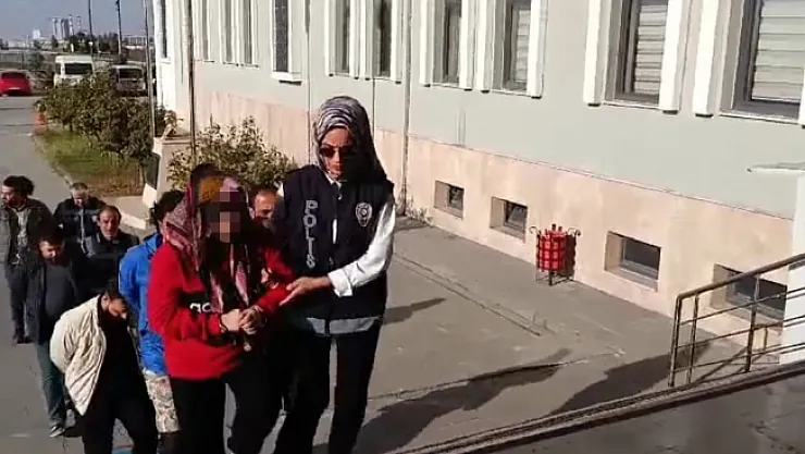 Malatya'da çalılıkların arasında 6,5 aylık cenin bulundu!