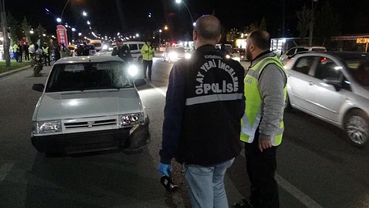 Otomobilin çarptığı yaya 30 metre savrulup hayatını kaybetti