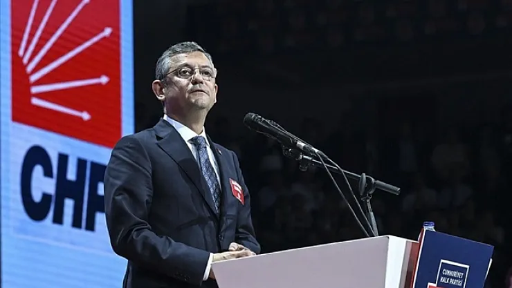 CHP'nin yeni genel başkanı Özgür Özel!