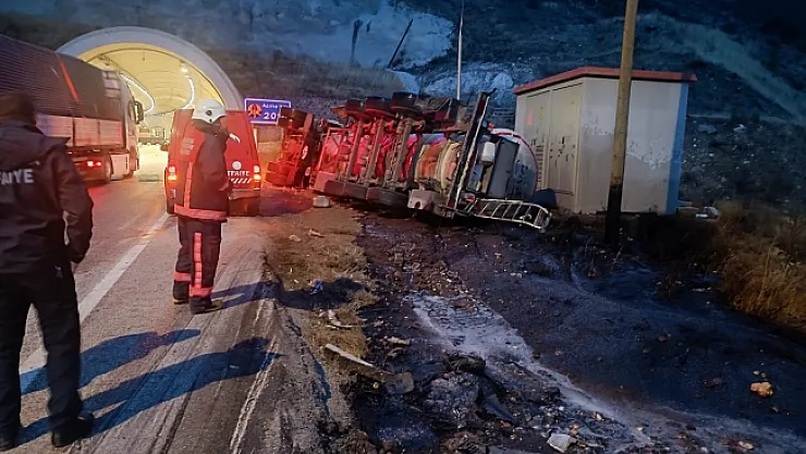 Malatya'da iki ayrı trafik kazasında 3 kişi yaralandı