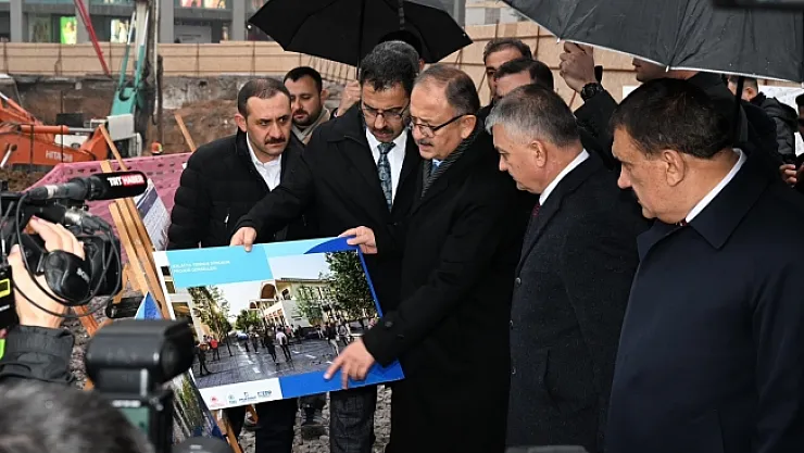 Bakan, yeni çarşı projesini inceledi