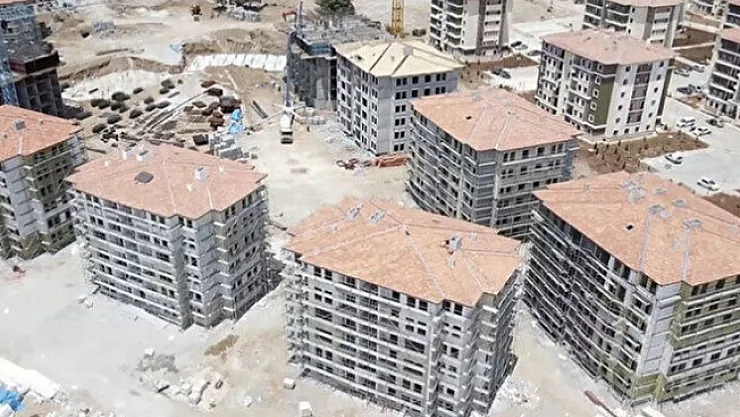 İkizce'deki deprem konutlarının içme suyu Nisan'da tamamlanacak