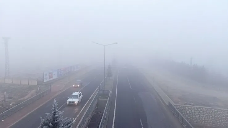Malatya'da yoğun sis etkili oluyor! Bakan Malatya'ya gelemedi