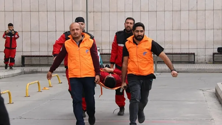 TÖTM'de Deprem Tatbikatı gerçeğini aratmadı