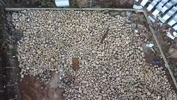 2 bin yıllık tarihi surlar ayağa kaldırılıyor