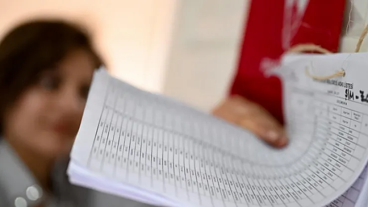 Seçmen listeleri muhtarlıklara asıldı