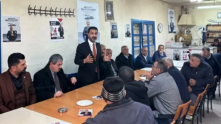 Yıldırım Darende ilçesi'nde vatandaşlarla bir arada