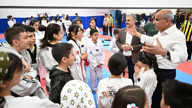 Er: Göreve geldiğimizde gençliğe büyük önem vereceğiz