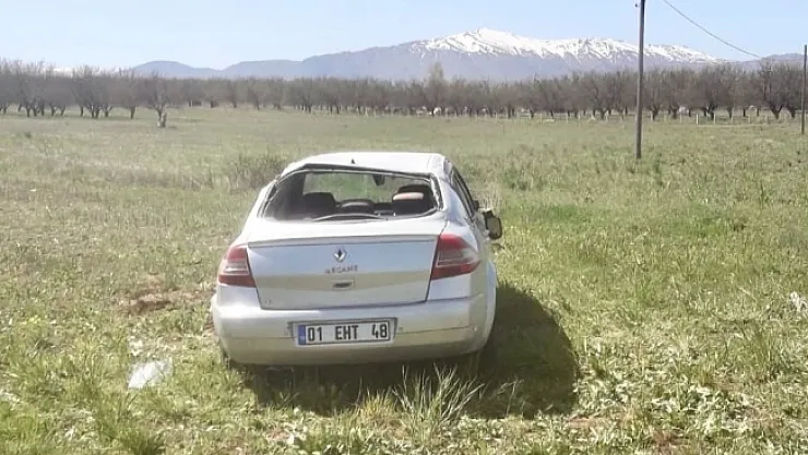 Malatya'da otomobil takla attı, 2 yaralı