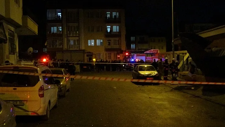 Bomba gibi patlayan konteyner halkı sokağa döktü