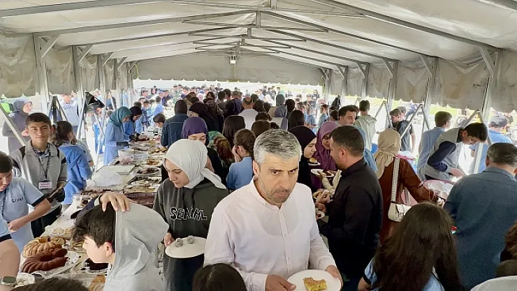 Öğrencilerden Gazze'ye destek kampanyası