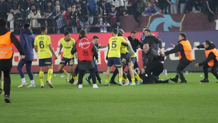 TFF, olaylı Trabzonspor - Fenerbahçe maçının cezalarını açıkladı!
