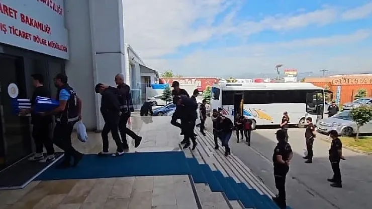 8 ilde dolandırıcılık operasyonu: 3 kişi tutuklandı