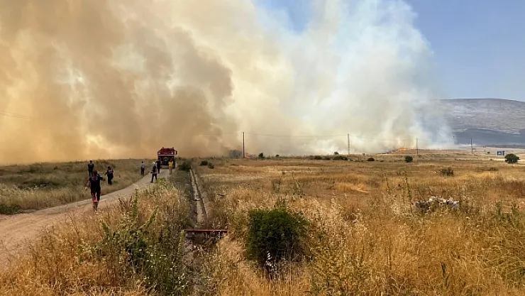Akçadağ'da korkutan yangın!