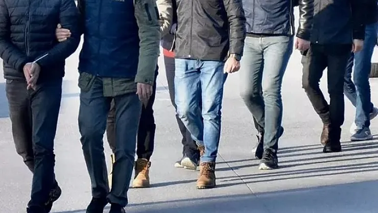 FETÖ operasyonu: 6 gözaltı!