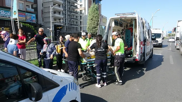 Malatya'da iki araç çarpıştı: 5 yaralı