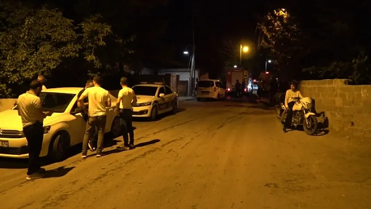 İşyerine önce saldırdılar, sonra ateşe verdiler!