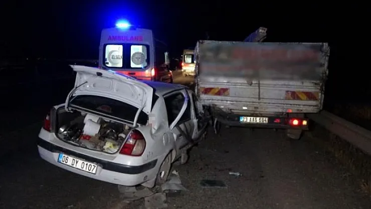 Malatya'dan dönen araçlar çarpıştı: 6 yaralı