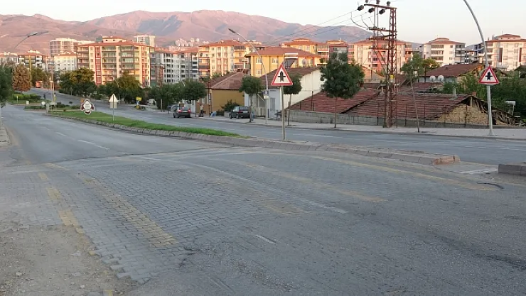 Araçları uçuran kasisler sürücülere zor anlar yaşatıyor