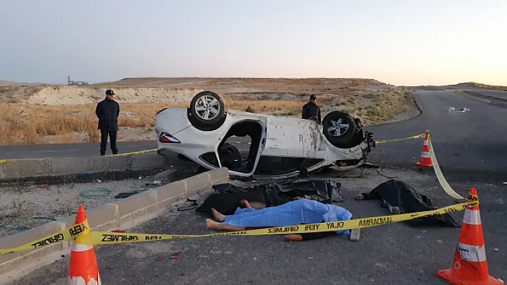 Cenaze yolunda feci kaza: 4 ölü, 2 yaralı