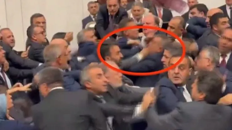 Malatya'nın kayıp vekili TBMM'de kavgaya karıştı!