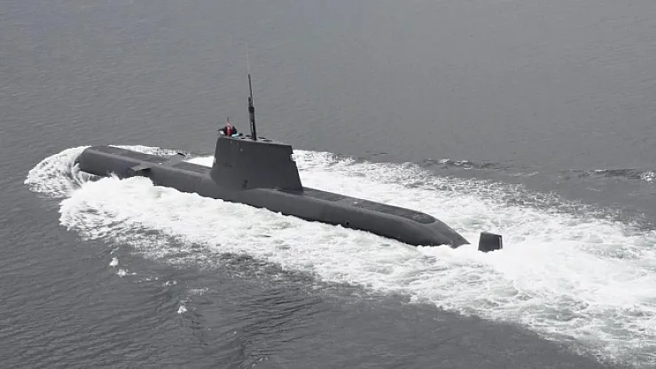 Pirireis denizaltısı hizmete giriyor