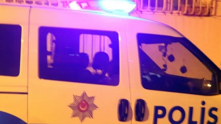 Polisten kaçarken kaza yaptı!