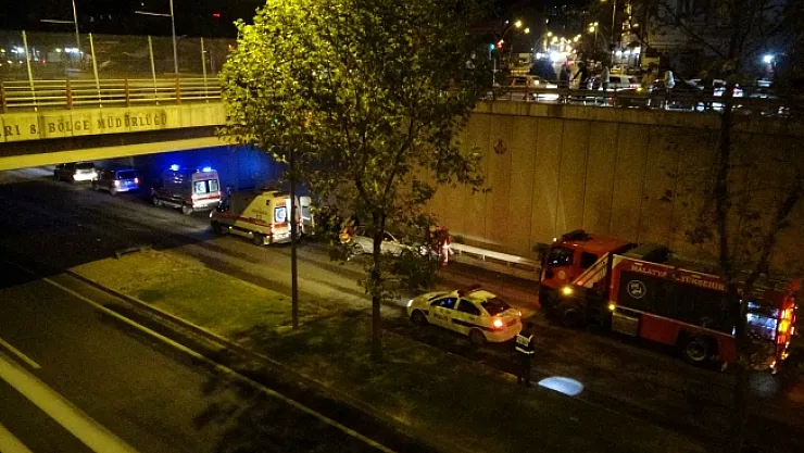 Alt geçitte kontrolden çıkan araç karşı şeride geçti: 2 yaralı