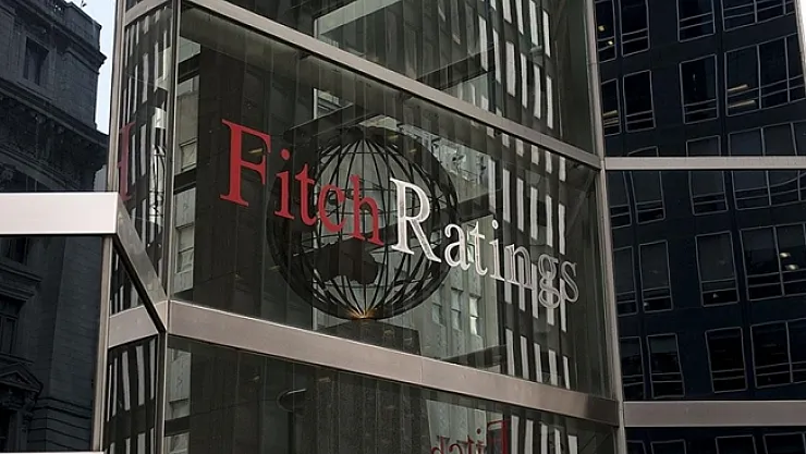 Fitch Ratings, Türkiye'nin kredi notunu yükseltti