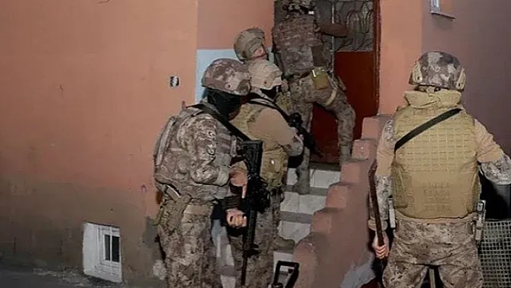 Bakan duyurdu! 1 haftada 4 bin 139 şahıs yakalandı!