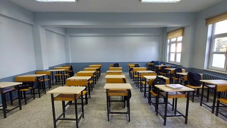 Deprem nedeniyle 5 ilde okullar tatil edildi