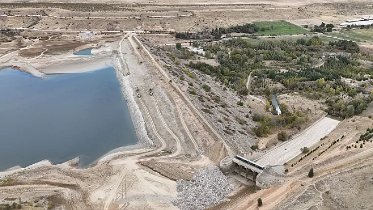 Depremde hasar alan Sultansuyu Barajında çalışmalar başladı
